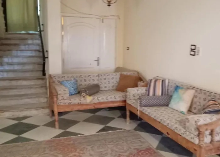 Villa Al-kiam A F *